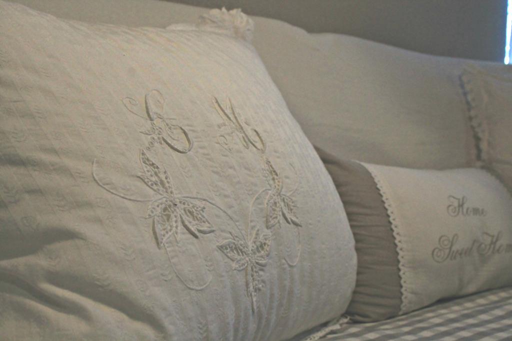 Bed & Breakfast Cascina Beatrice Rodello Exterior photo